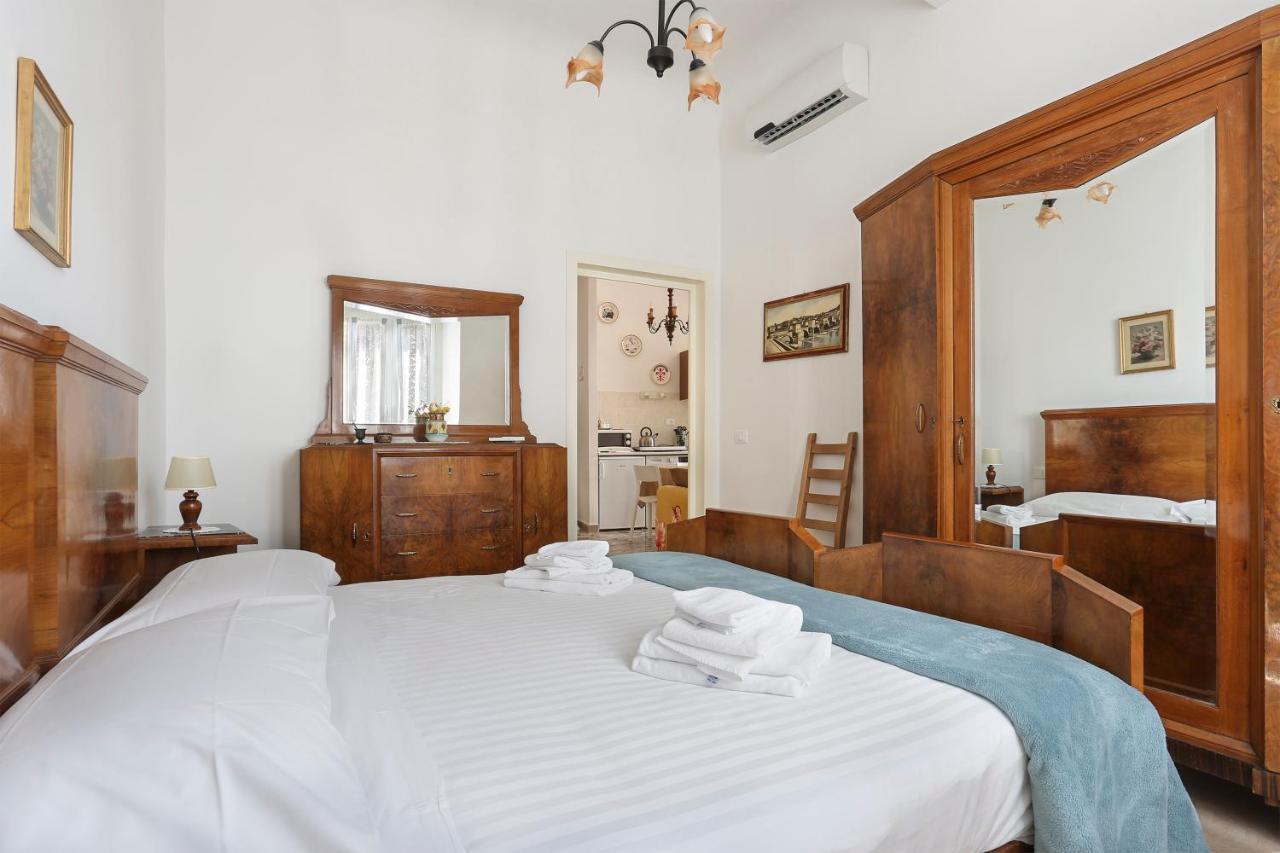 Le Grazie In Superb Location Apartamento Florencia